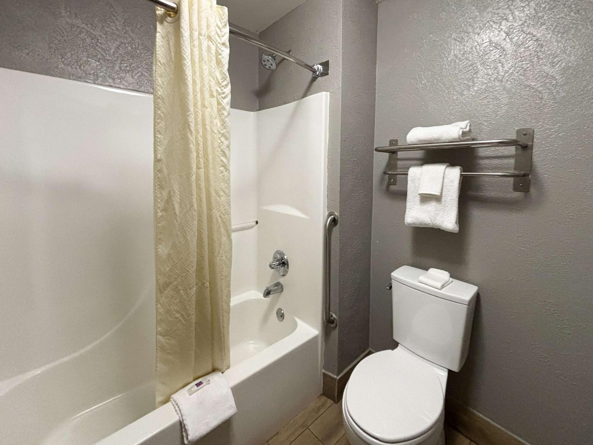 Motel 6 Prattville Al Bagian luar foto